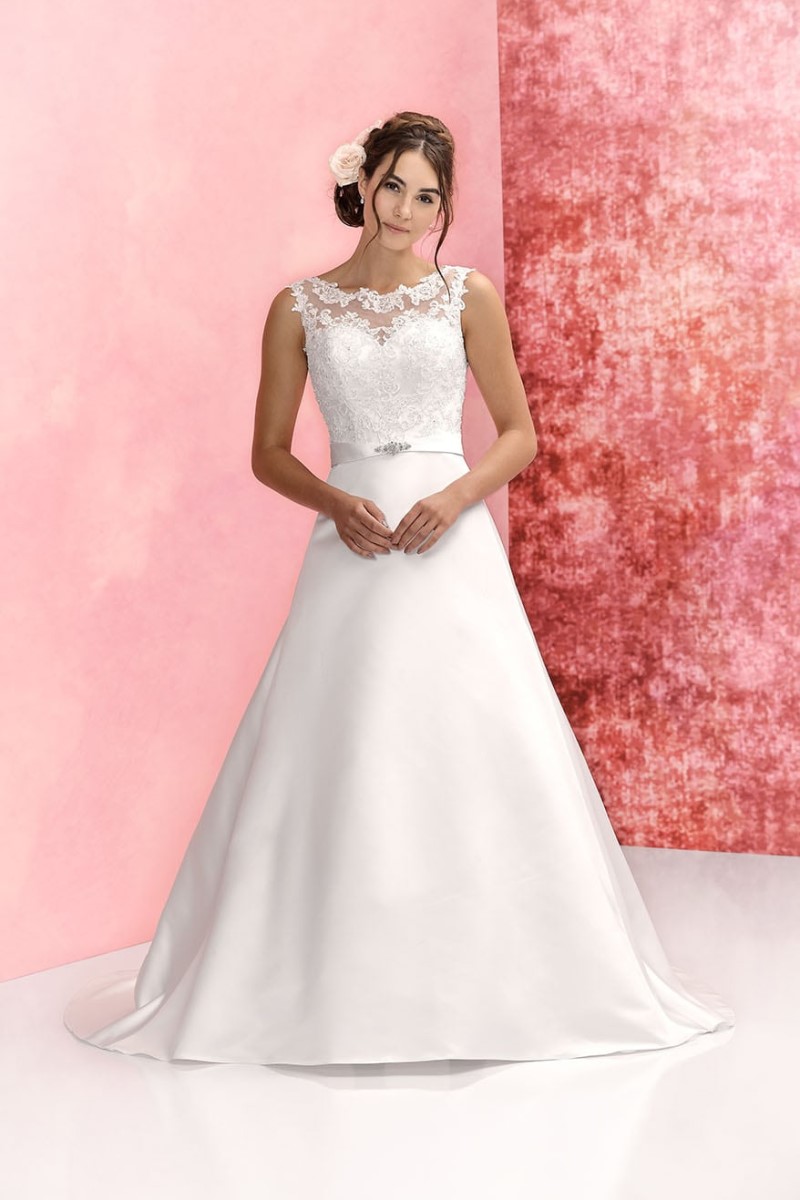 Brautkleid Hochzeitskleid 44 | Nazzals Traumhochzeit
