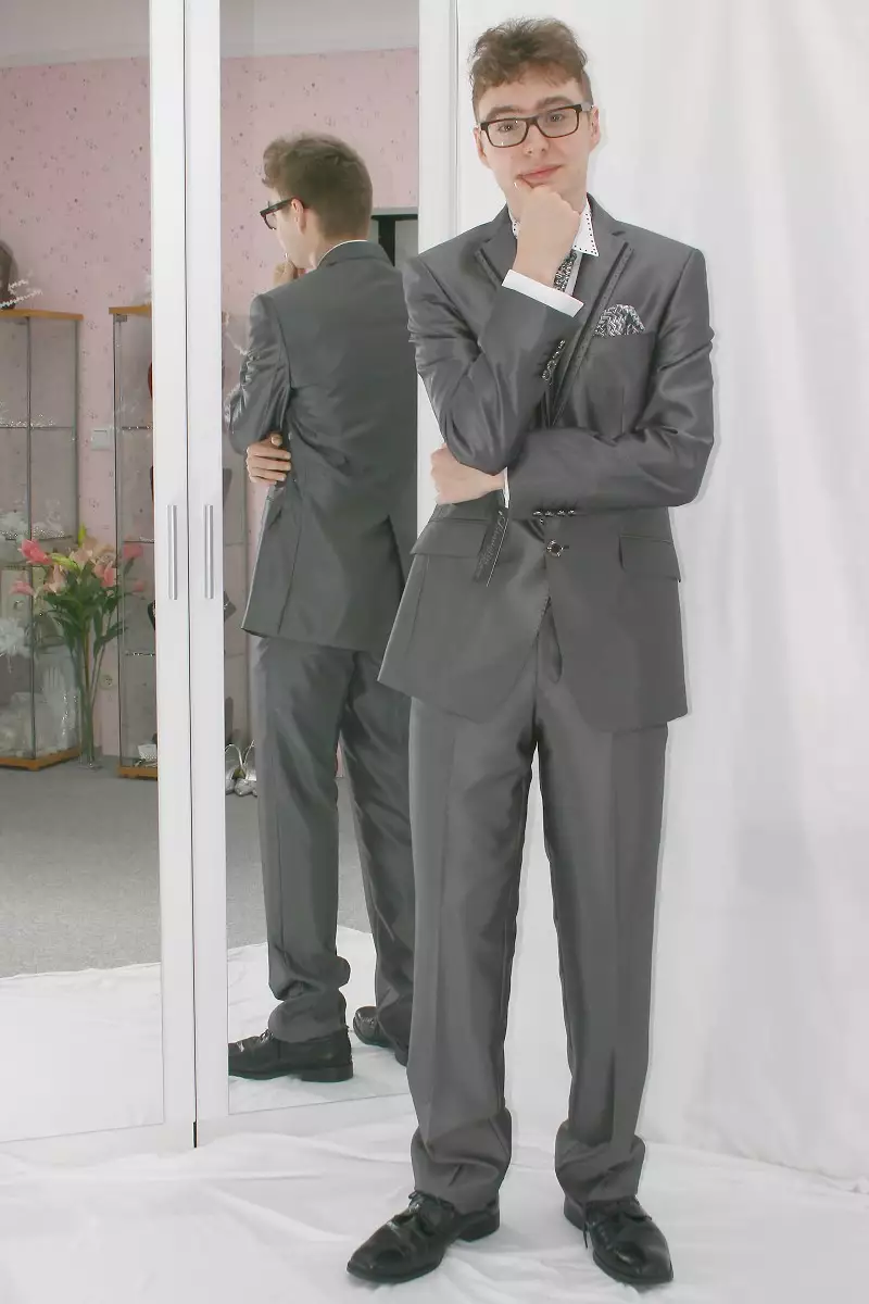 8-teiliger Luxus Hochzeitsanzug in Silber-grau von Baggi Men